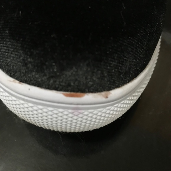 Wanted Slip On Black Velvet Women's Sneaker Size 10M - Picture 5 of 10